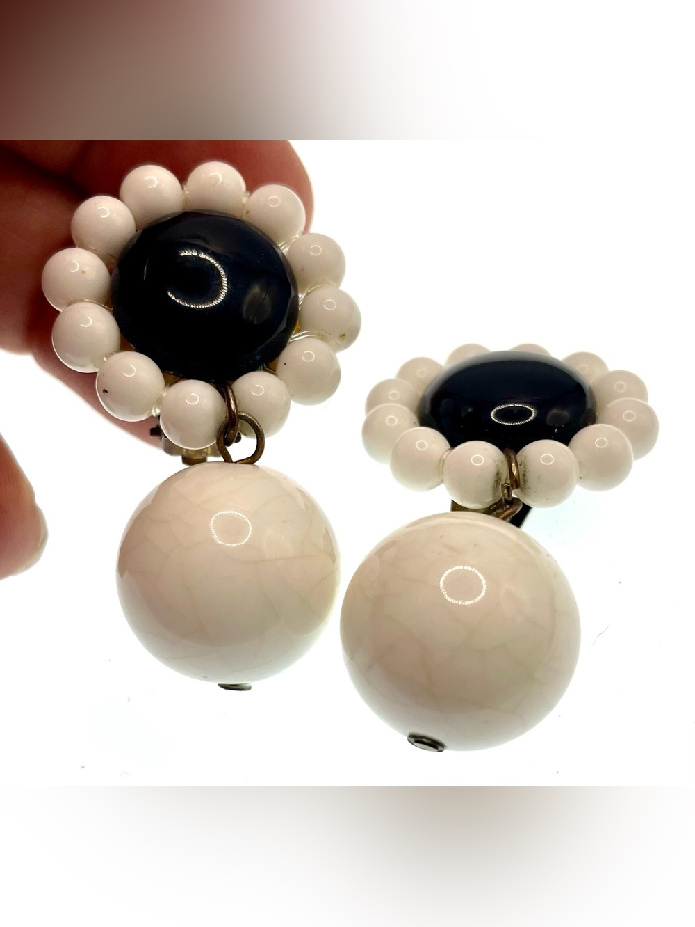 Vintage 1960s Black & Ivory Acrylic Flower Dangle Clip-On Earrings 2”